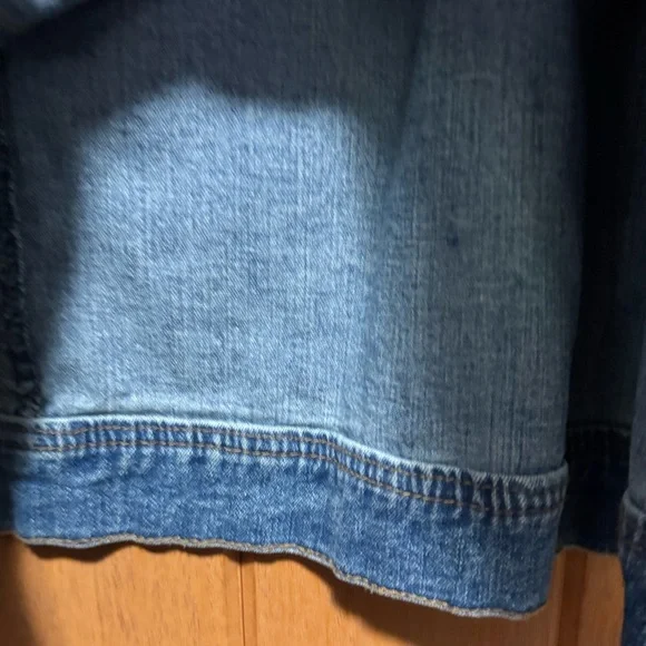 Berek Blue Jean Jacket with Colorful Embellishments woman size 3X pit 26”L 27” - Picture 7 of 11